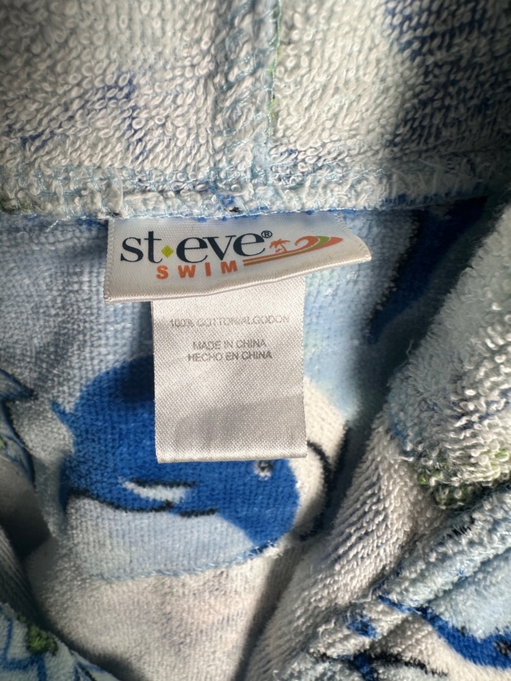 Kids Hooded Shark Robe in Light Blue - Picture 2 of 2